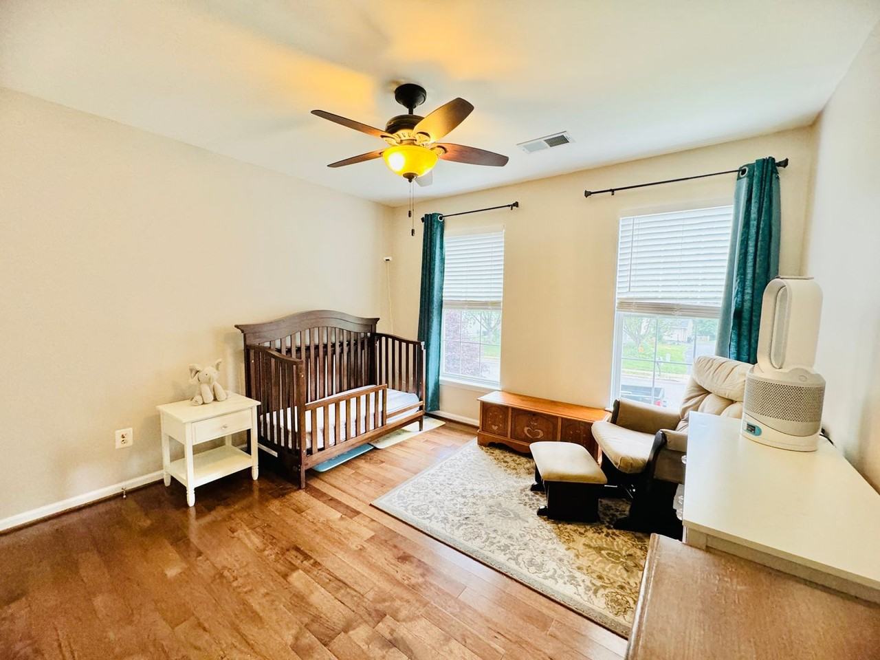 24 Lapis Dr - Photo 3 of 47