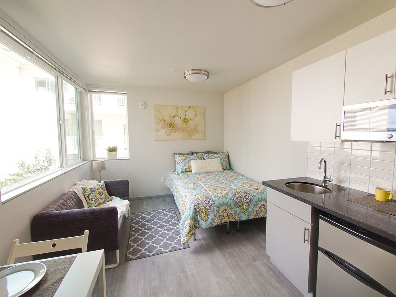 Fauntleroy Lofts - Photo 5 of 8