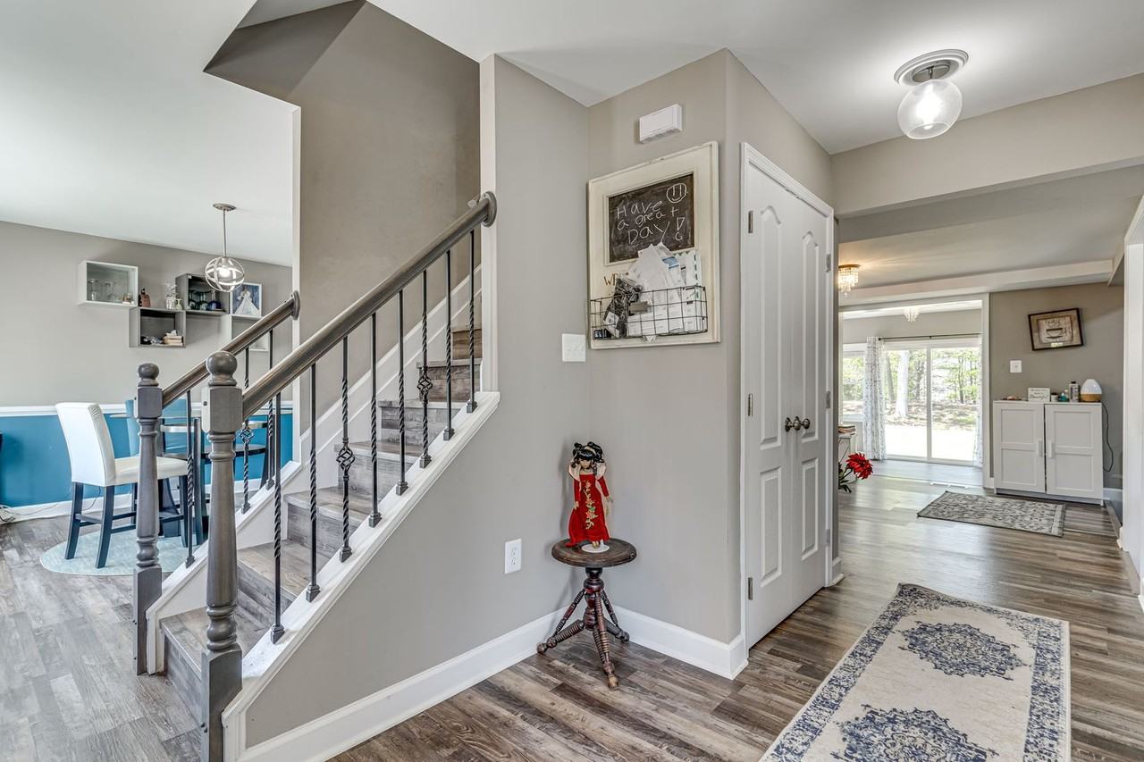 11315 Demmy Way - Photo 2 of 37