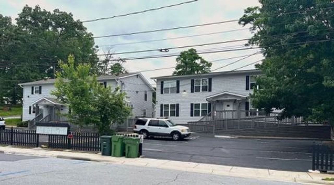 307 8th Ave E - Photo 2 of 10