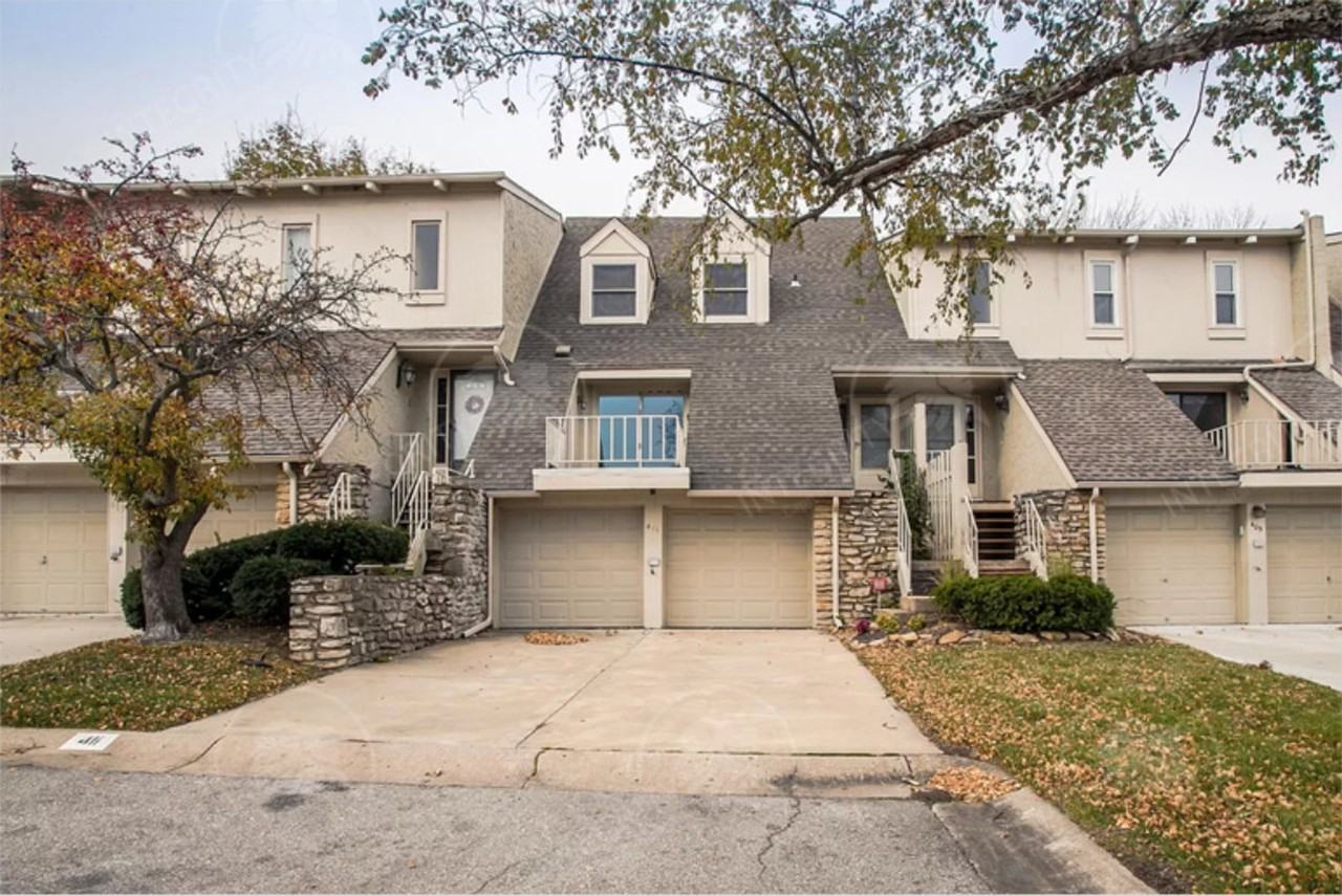 411 Woodbridge Ln - Photo 3 of 50