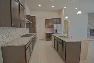 5413 E Village Ave Ne - Photo 1 of 1