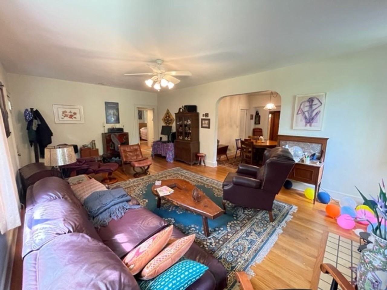 220 Nw 26th St - Photo 3 of 25