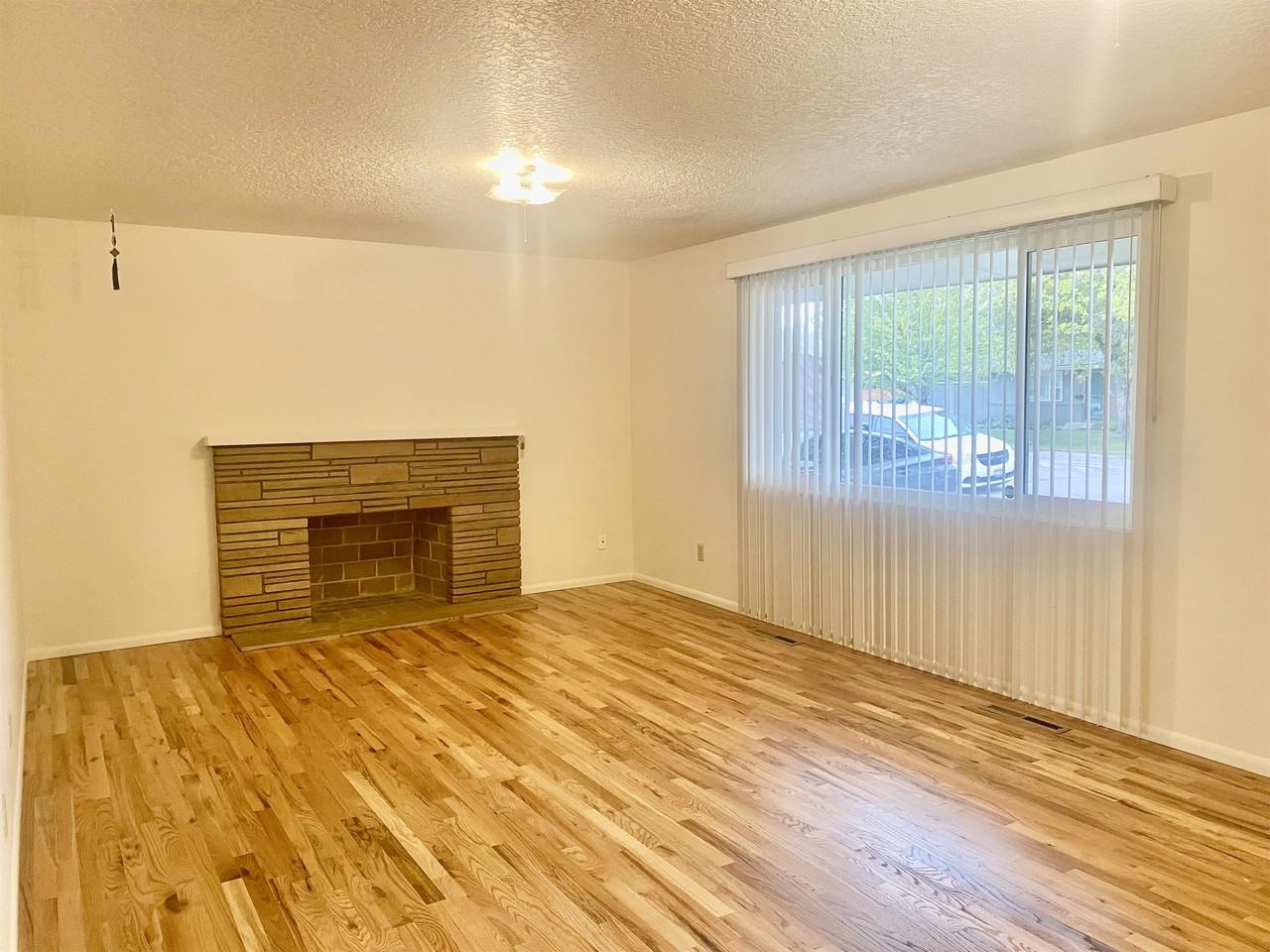 7003 W Brentwood Dr #1 - Photo 2 of 16