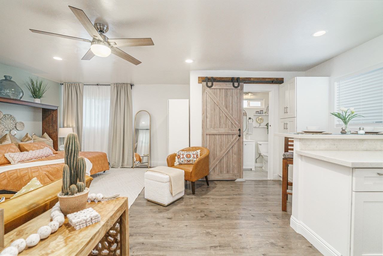 9026 Avocado St #1 - Photo 4 of 19