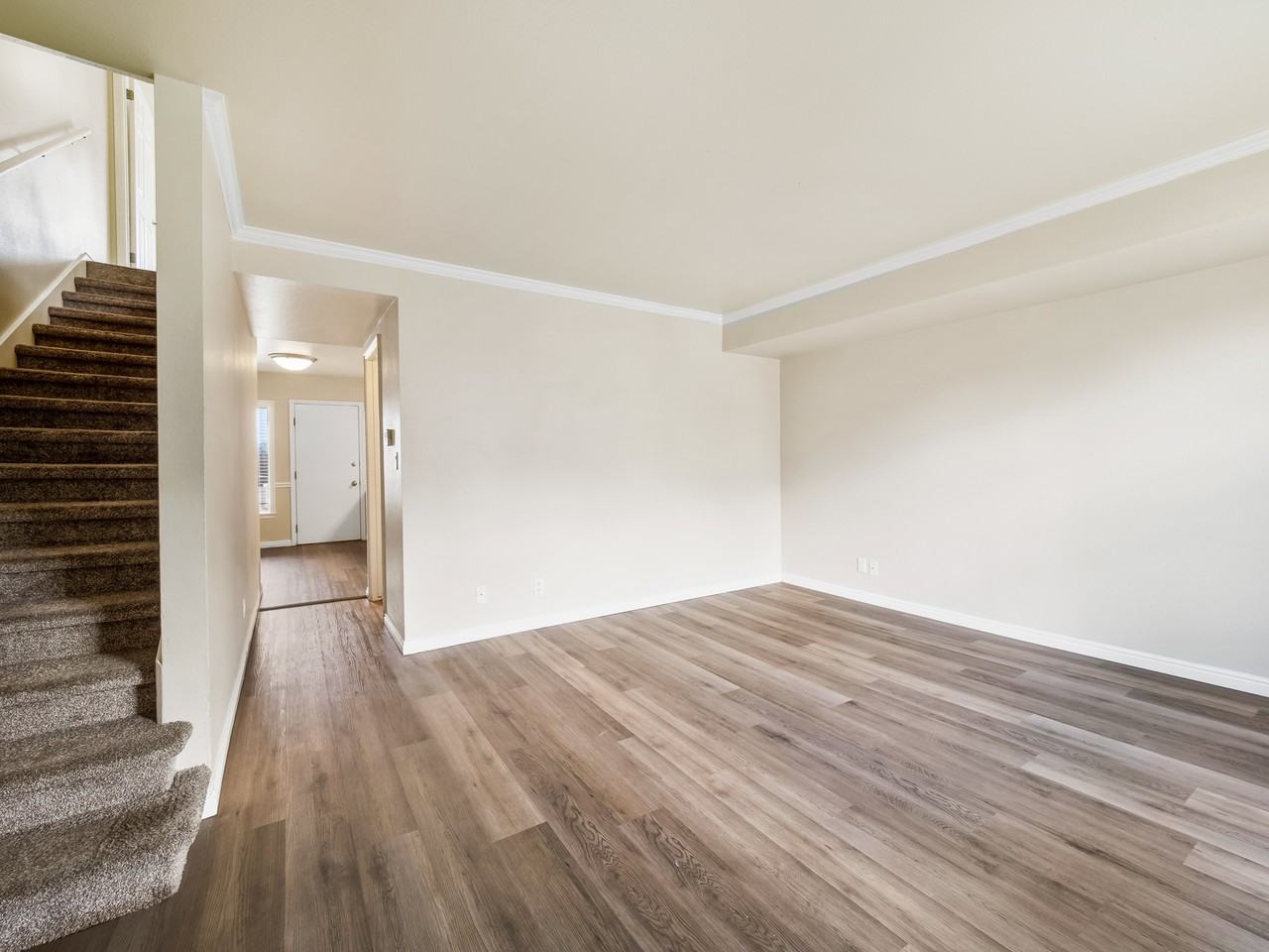 715 E 950 S #715 - Photo 3 of 31