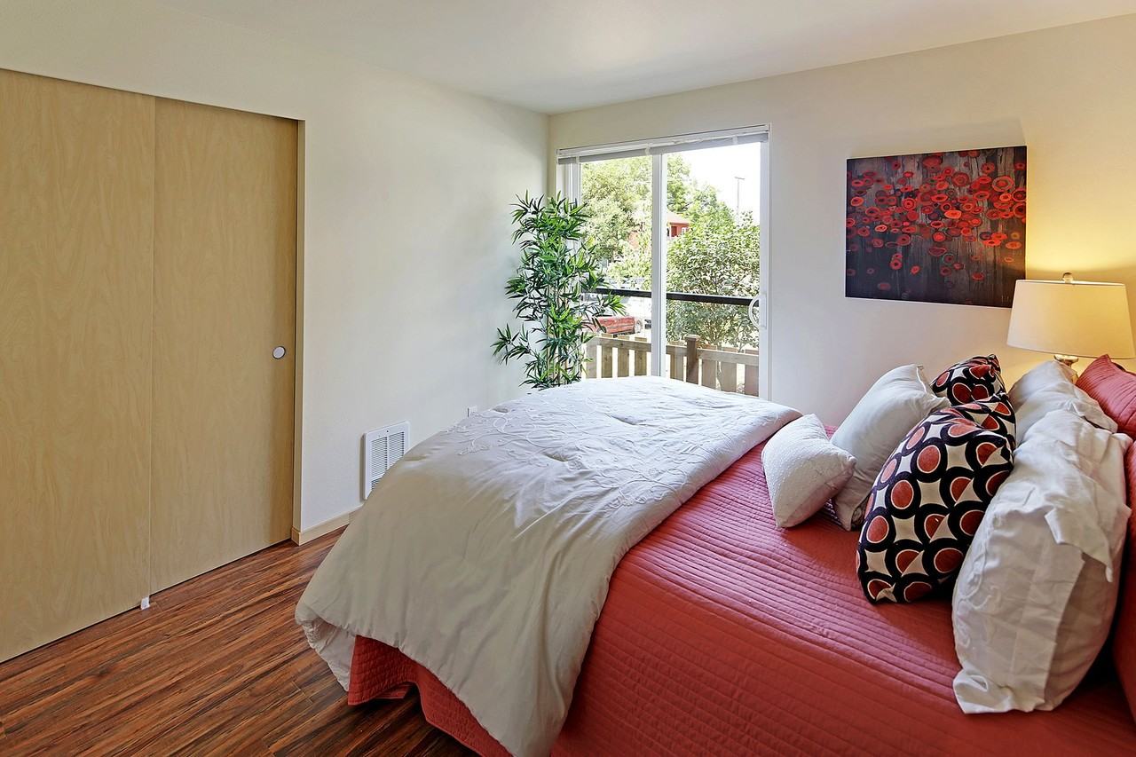 Glendale is now Leasing! - Photo 6 of 32