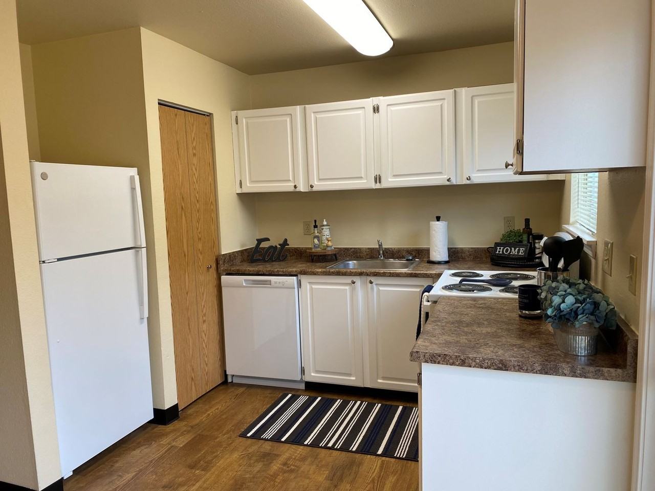 Timber Grove at Mt. Scott - Photo 3 of 50