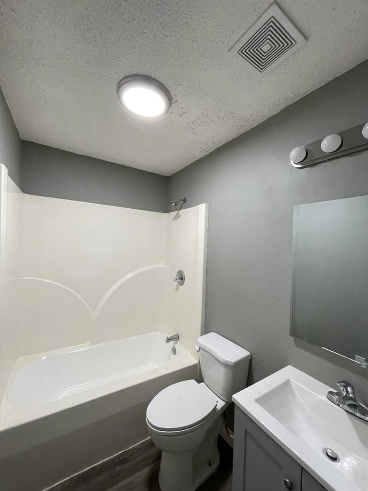 5216 Fagan St #1 - Photo 4 of 21