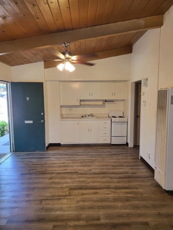 1728 W. Shaw Ave-G #28G - Photo 2 of 20