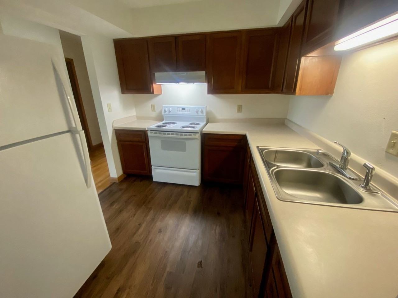 Reid Terrace - Photo 3 of 11
