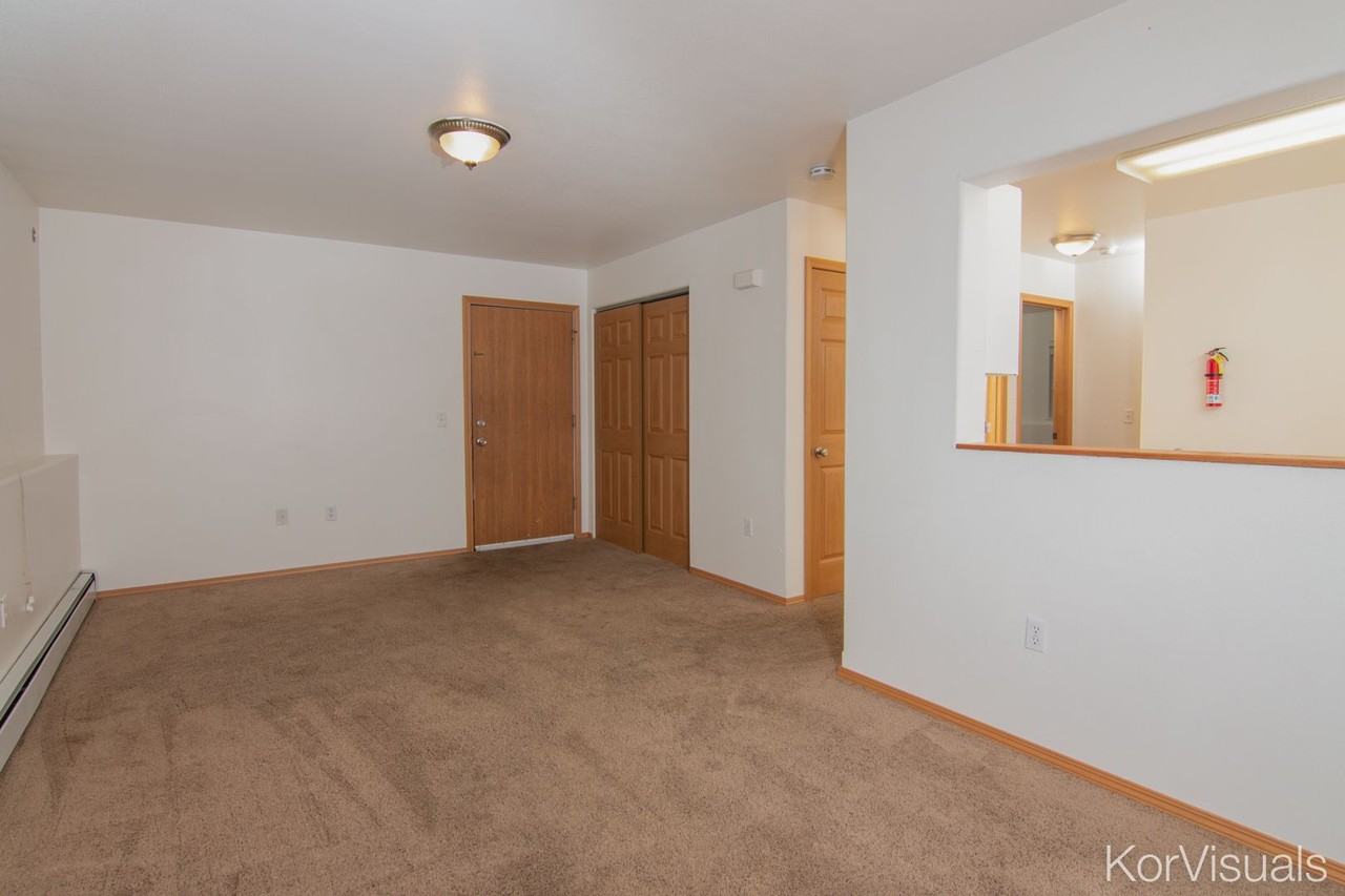 Northwood Apartments - Photo 2 of 13