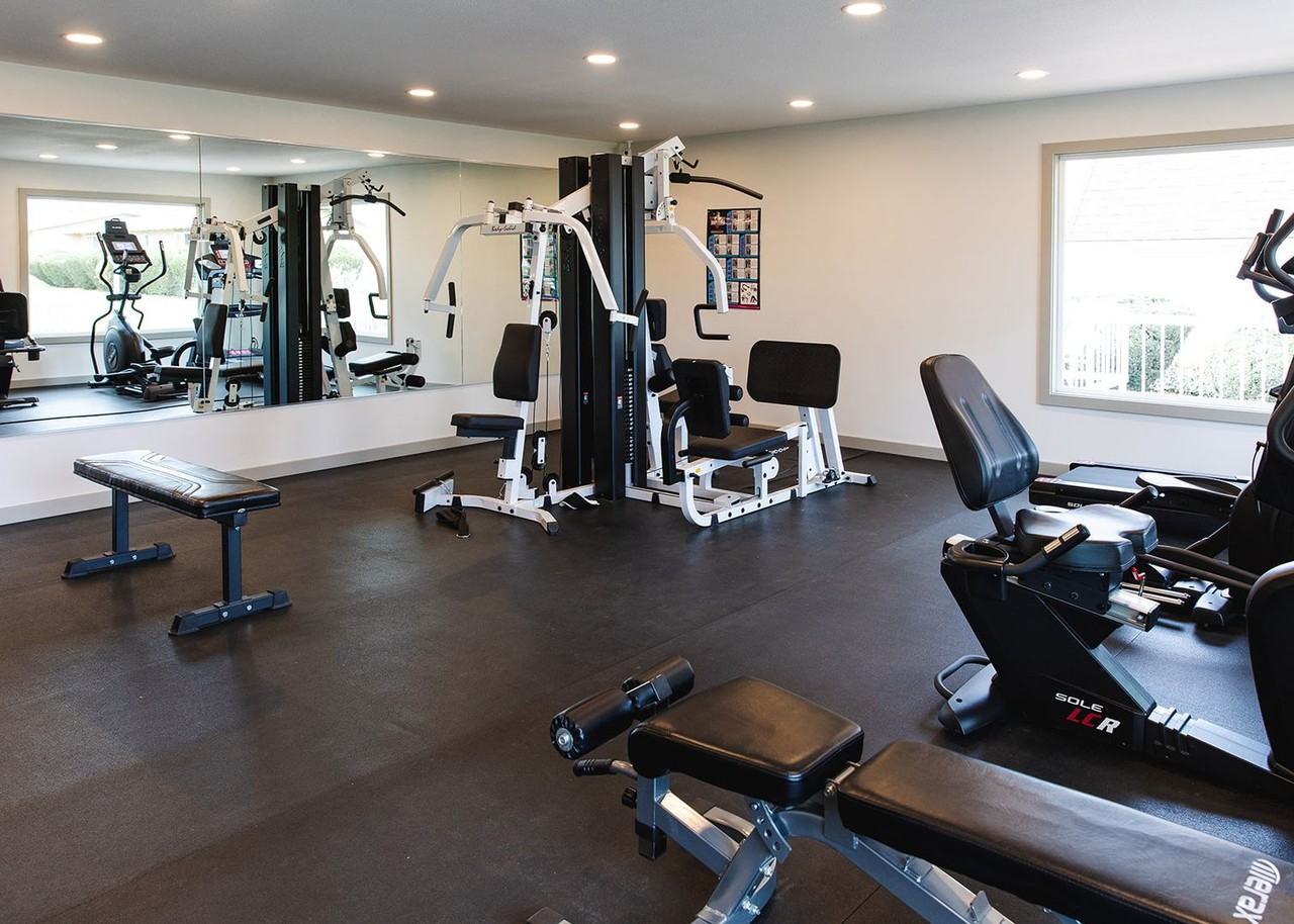 Brookhaven - Photo 5 of 34