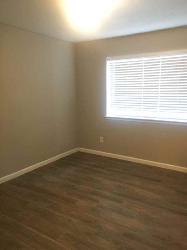 5625 Antoine Dr #708 - Photo 5 of 6