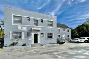 411 NW 37 St - Photo 1 of 1