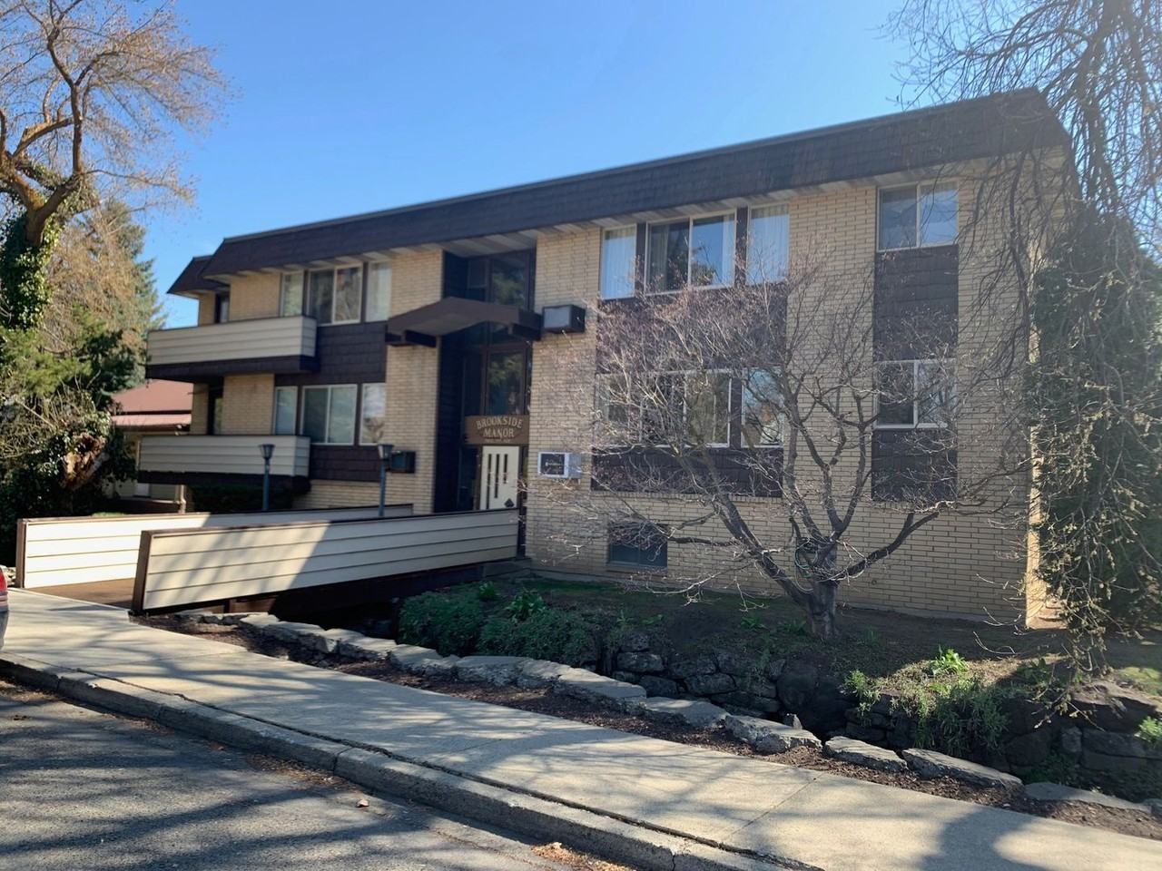 Brookside Manor 700 E 5th Ave, Ellensburg, WA 98926 Apartment for