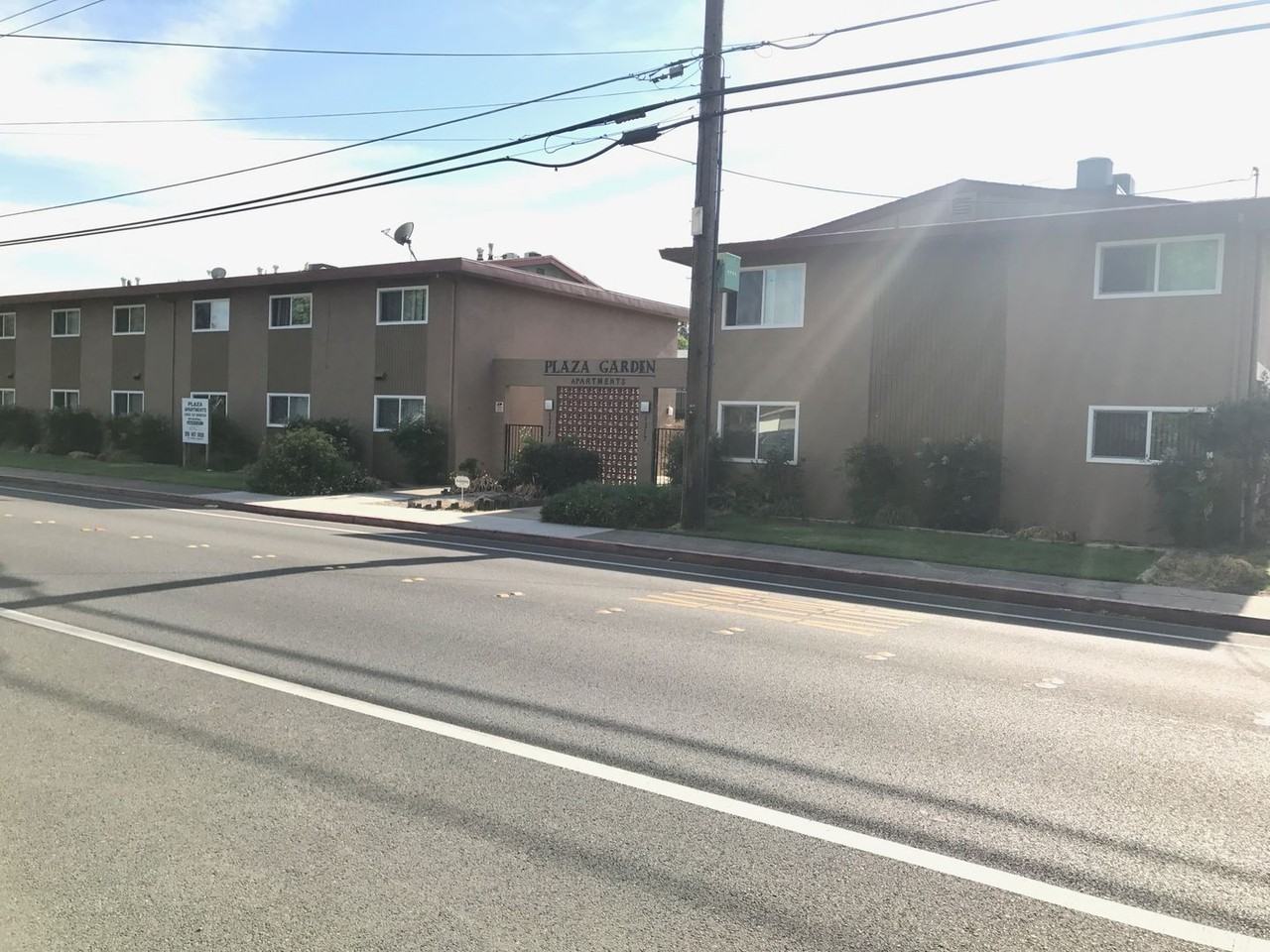 Plaza Garden Apartments - Photo 2 of 24