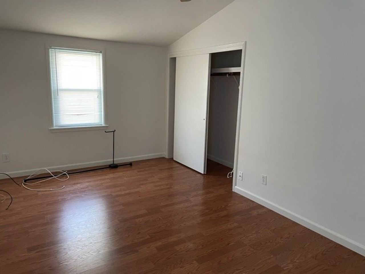 10338 Eldora Ave - Photo 3 of 23