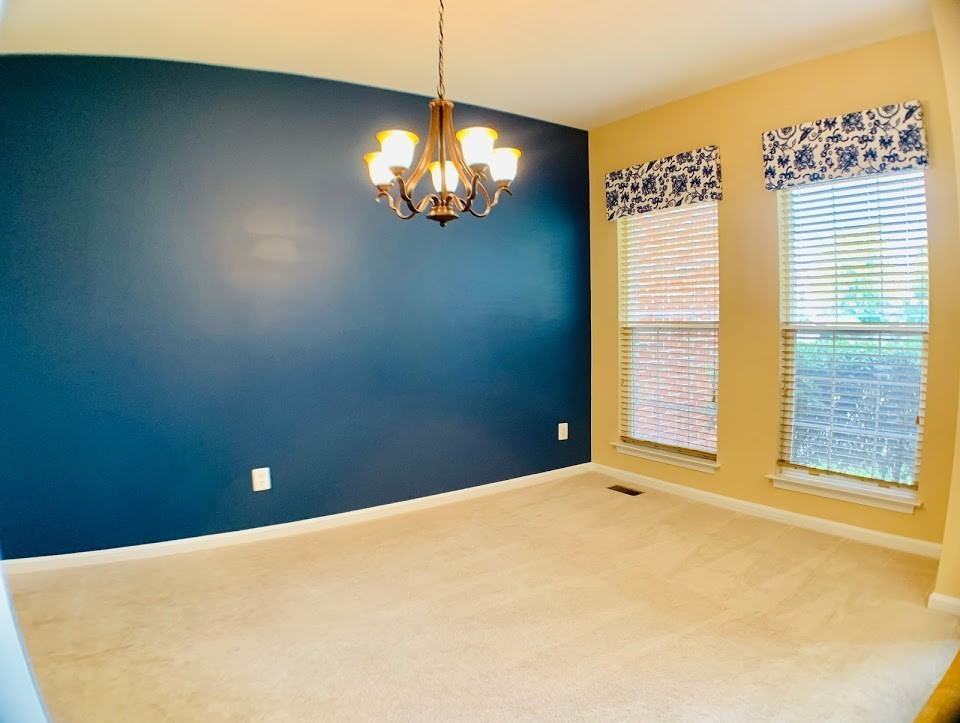 21 Warwick Way - Photo 5 of 44