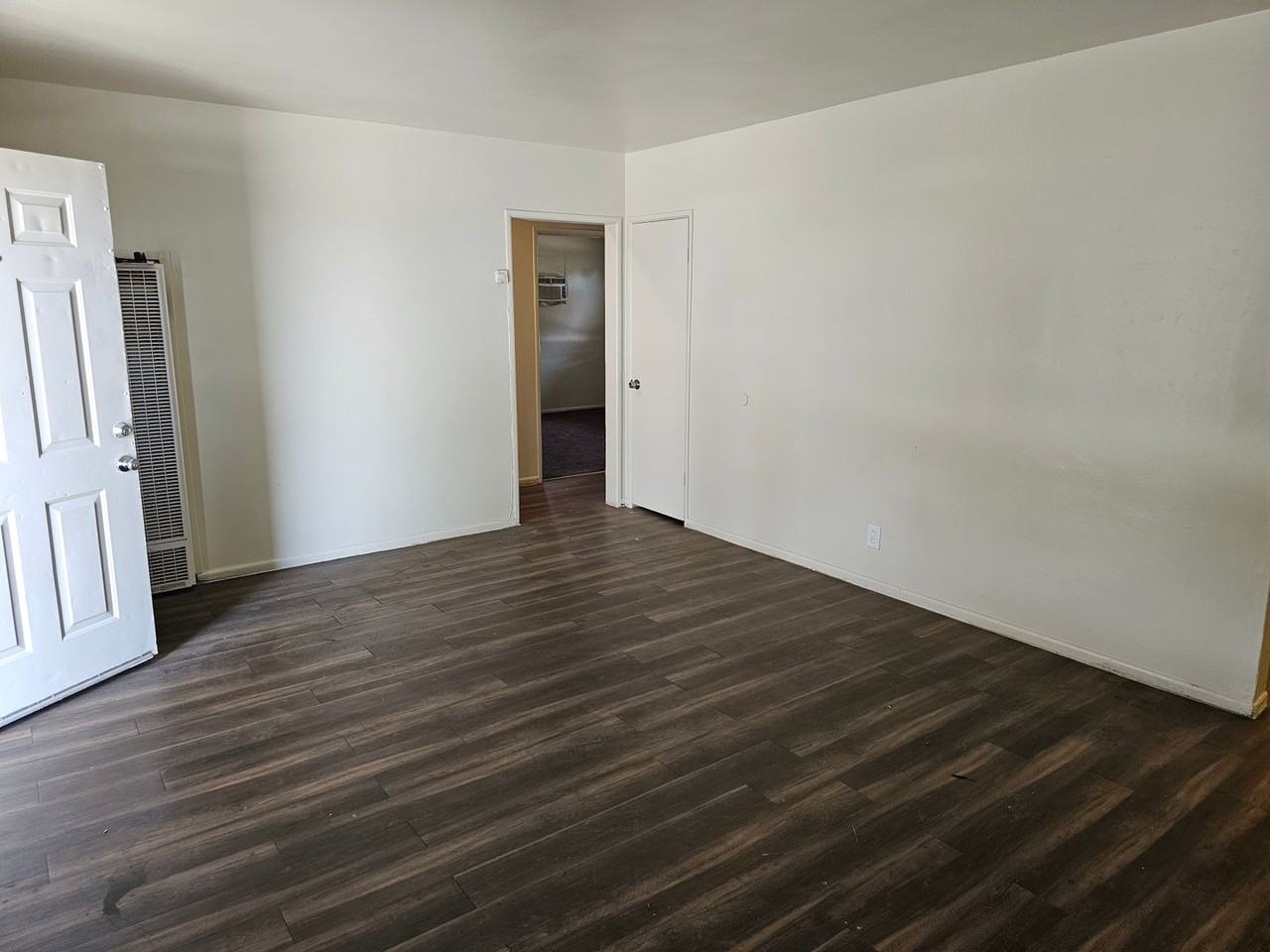 5539 Osbun Rd - Photo 2 of 14