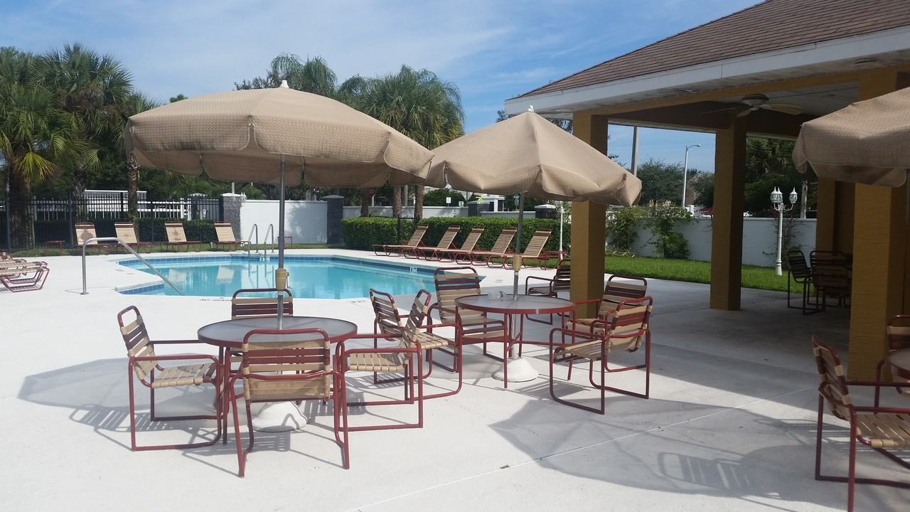 1406 Costa Mesa Dr - Photo 2 of 23