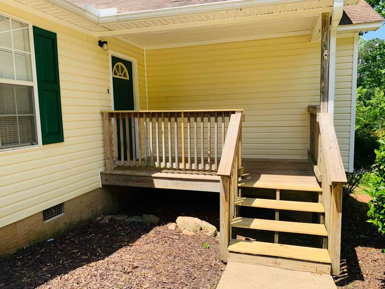 39 Waterview Dr - Photo 2 of 33