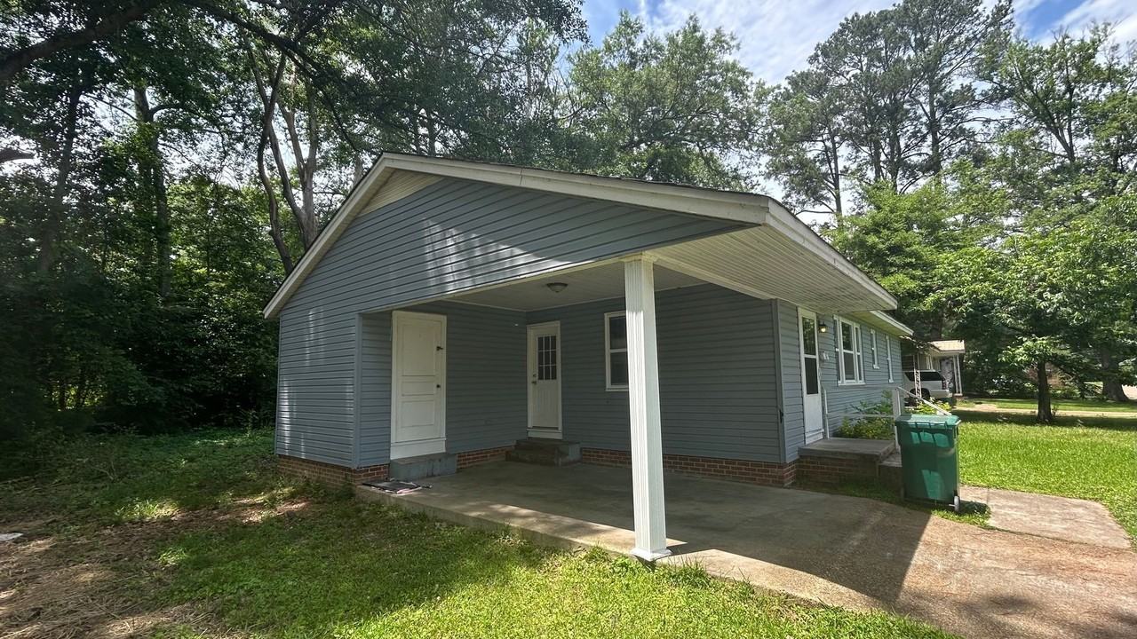 619 Hibner St - Photo 2 of 15
