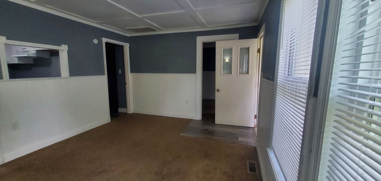 308 Bricker Ave - Photo 4 of 15