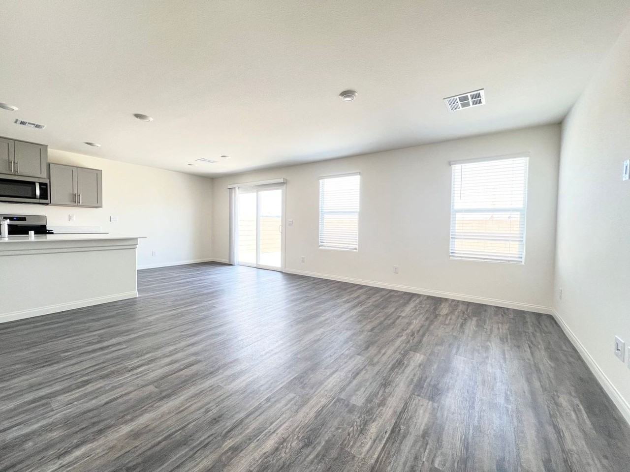 5716 Serene Rock St - Photo 4 of 29