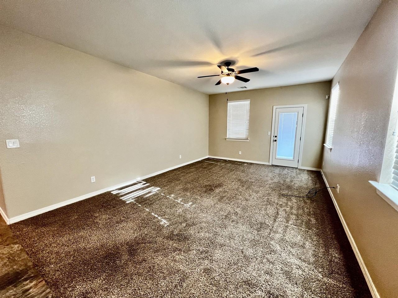 14356 George Cambell Ct - Photo 3 of 45