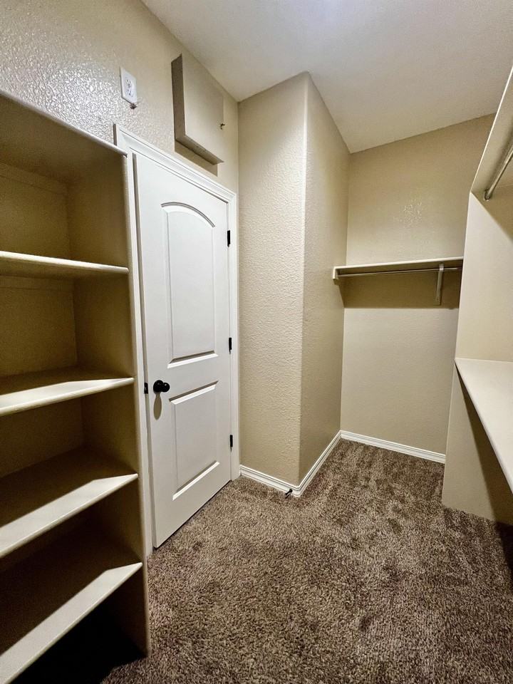 14356 George Cambell Ct - Photo 7 of 45