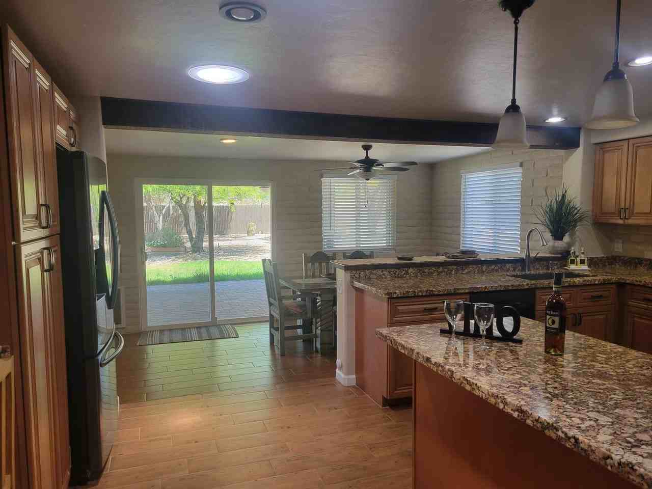 1040 W Calle Concordia - Photo 3 of 13