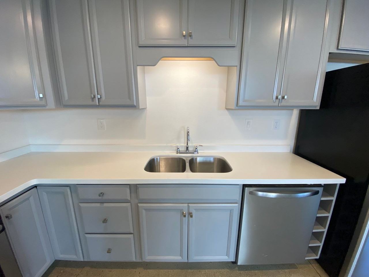 1540 Park St - Photo 2 of 32