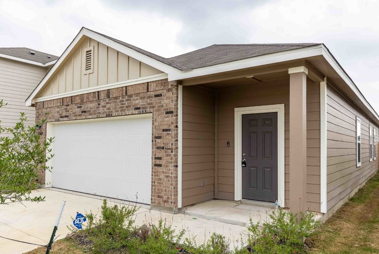 12843 Cygnus - Photo 2 of 30