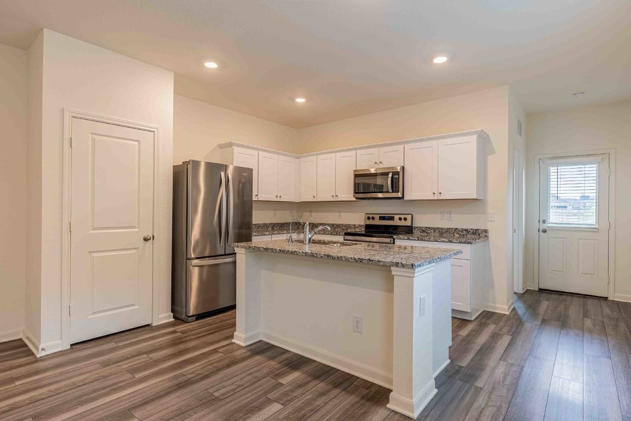 12843 Cygnus - Photo 7 of 30