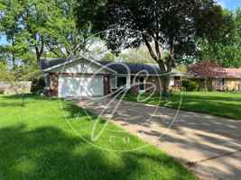 featured image of 6016 Angleview Dr