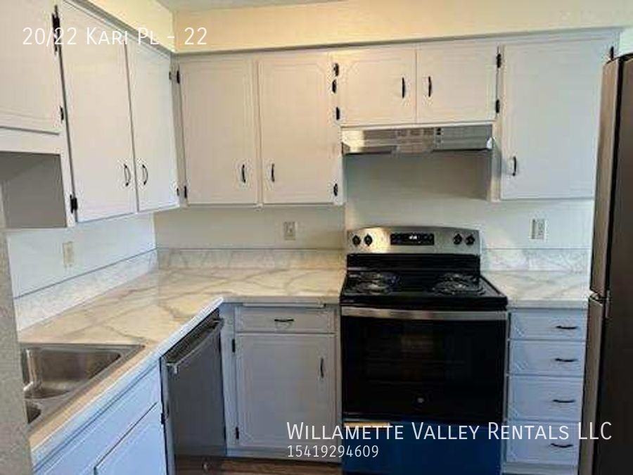 20/22 Kari Pl #22 - Photo 3 of 7