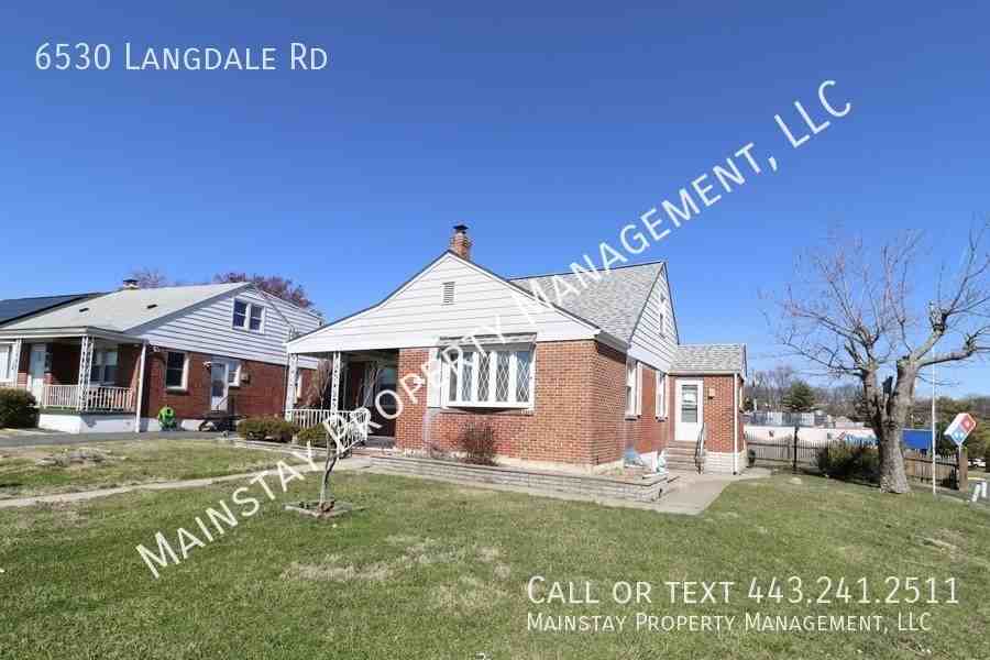 6530 Langdale Rd - Photo 2 of 31
