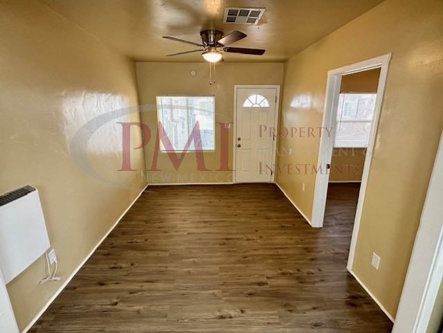 1404 Montana Ave #3 - Photo 3 of 19