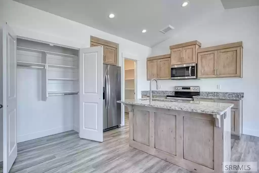 3689 E Bate St #NA - Photo 2 of 22