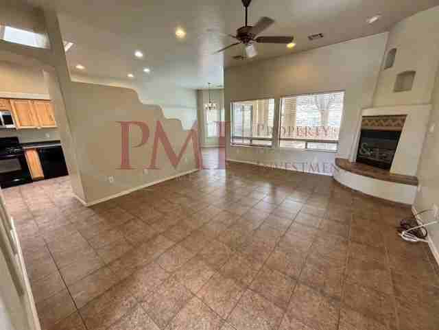 2220 Dakota Dr #B - Photo 3 of 20