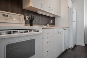 featured image of 2255 Thousand Oaks Dr