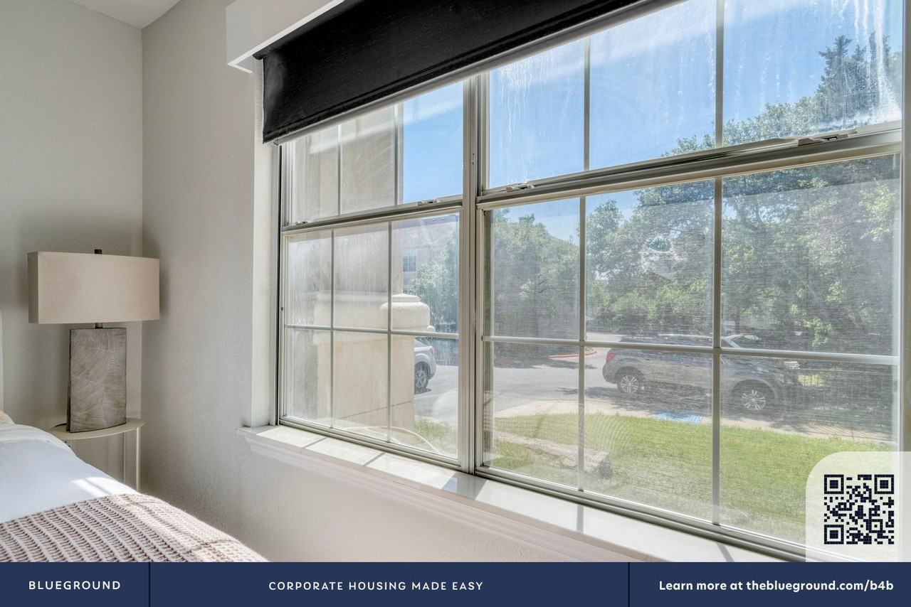 10001 North Capital of Texas Highway - Photo 6 of 23