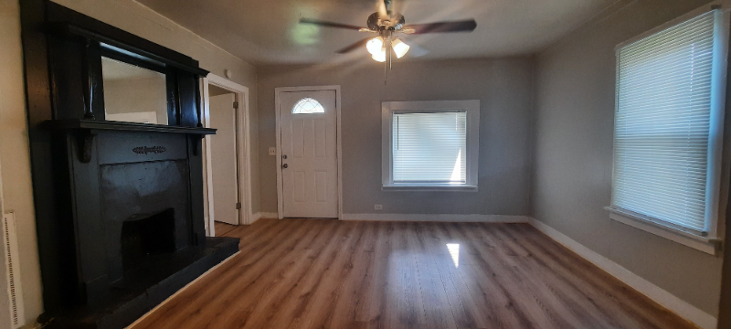 1610 24th Ave N - Photo 2 of 29