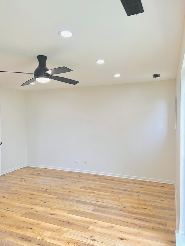 6439 S Saint Lawrence Ave #3 - Photo 2 of 25