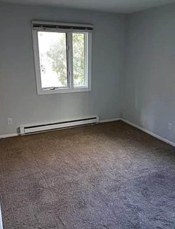 14669 62nd St N #2 - Photo 4 of 6