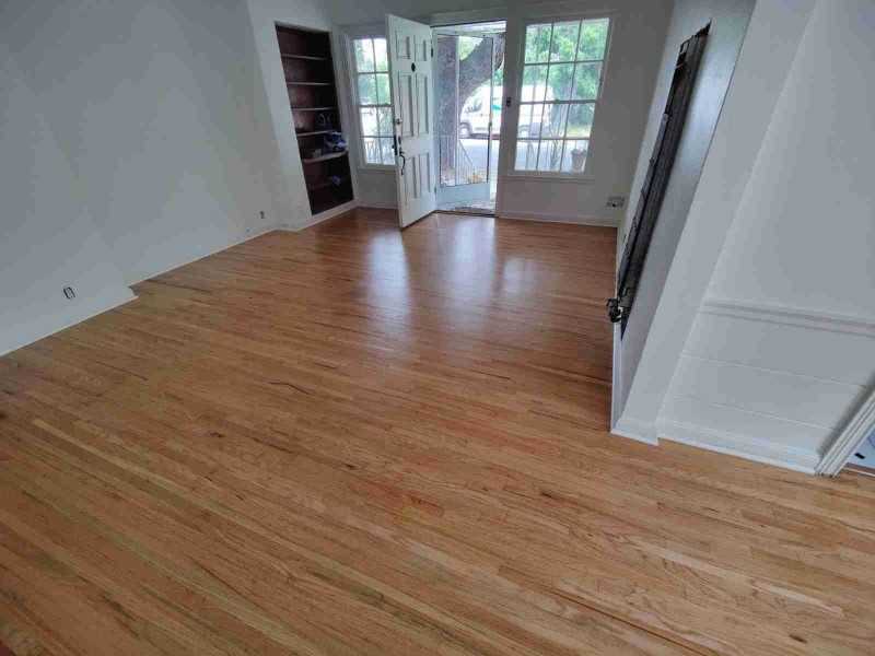1102 22nd St - Photo 2 of 15