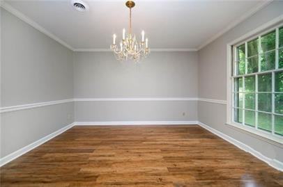 4717 Carousel Drive - Photo 4 of 10