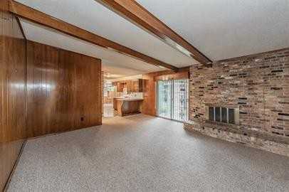 6121 Whitman Avenue - Photo 2 of 22