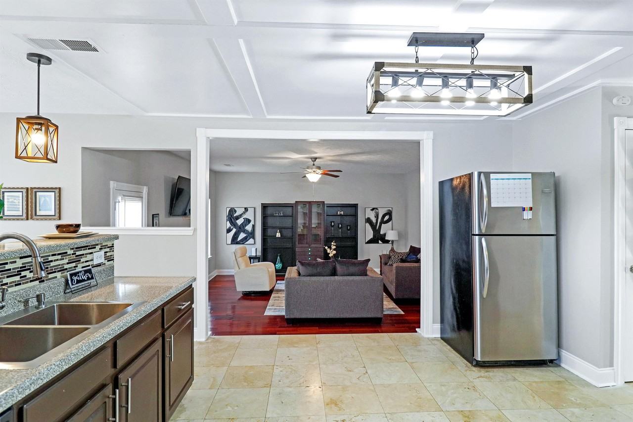 1219 Partridge Lane - Photo 4 of 10